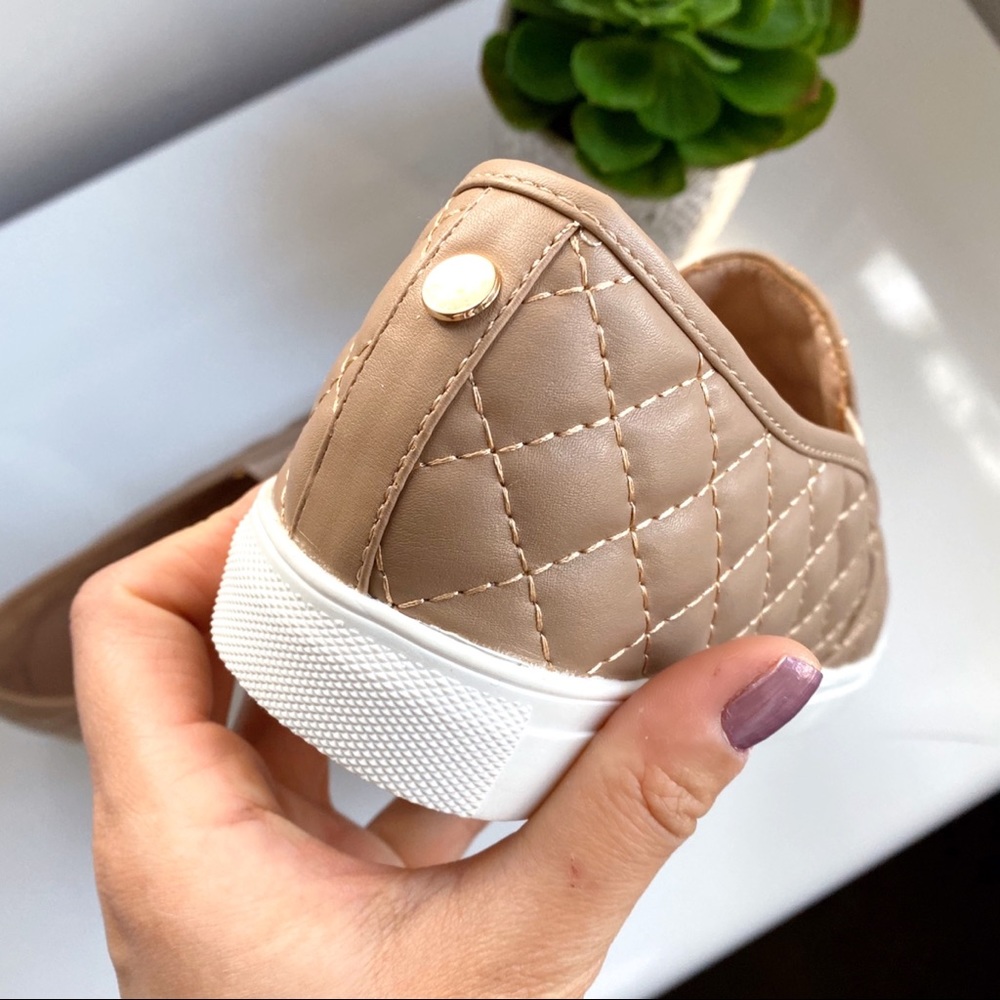 🍂 TAN QUILTED FAUX LEATHER PLATFORM CASUAL SNEAKERS! - Picture 9 of 17